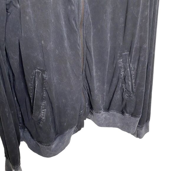 Torrid Black Grey Gray Full-Zip V Neck Lightweight Jacket Size 1 = 1X - Picture 2 of 7